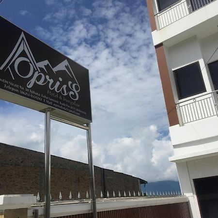 Opriss Hotel Parapat Exteriér fotografie